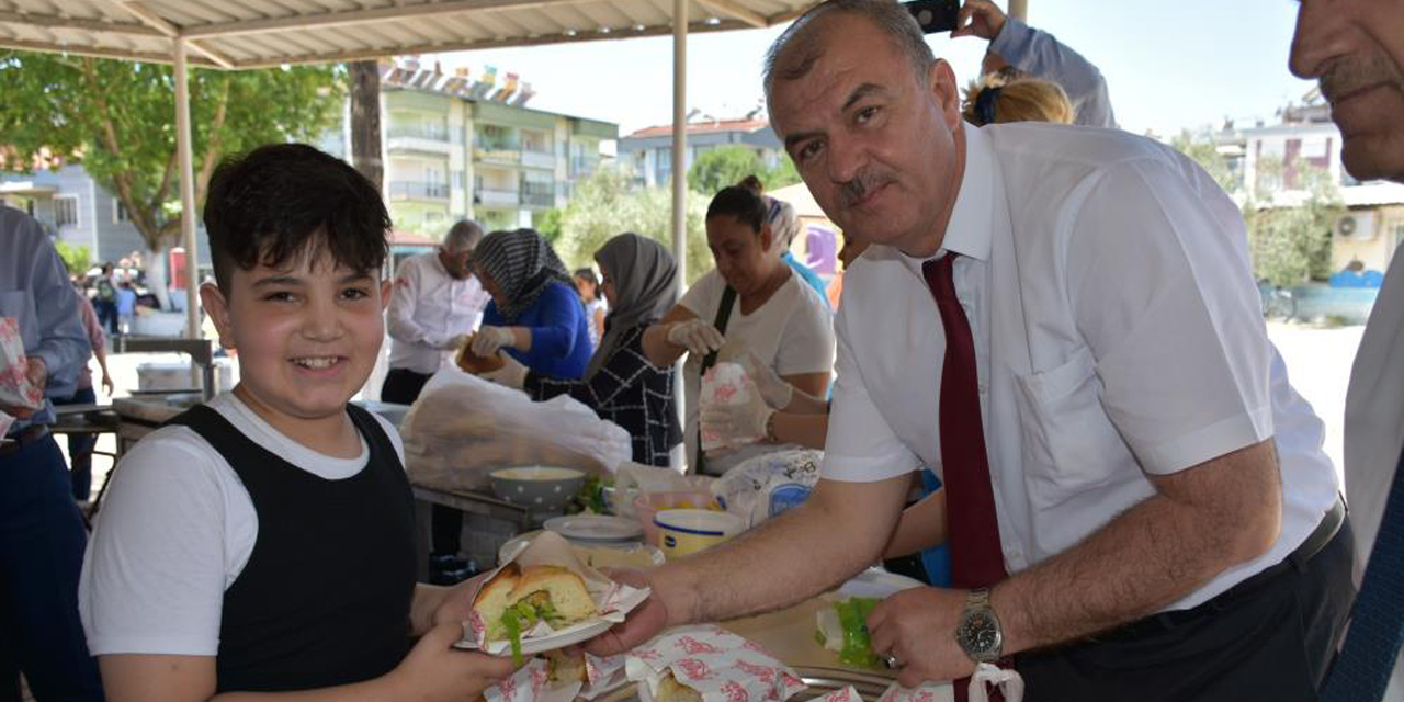 Aydın’da öğrencilerin balık ekmek keyfi