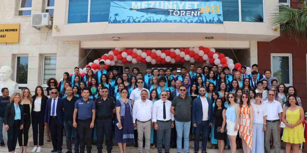 Ercan, “Öğrencilerimizi geleceğe hazırlamak için daima sorumluluk üstleneceğiz”