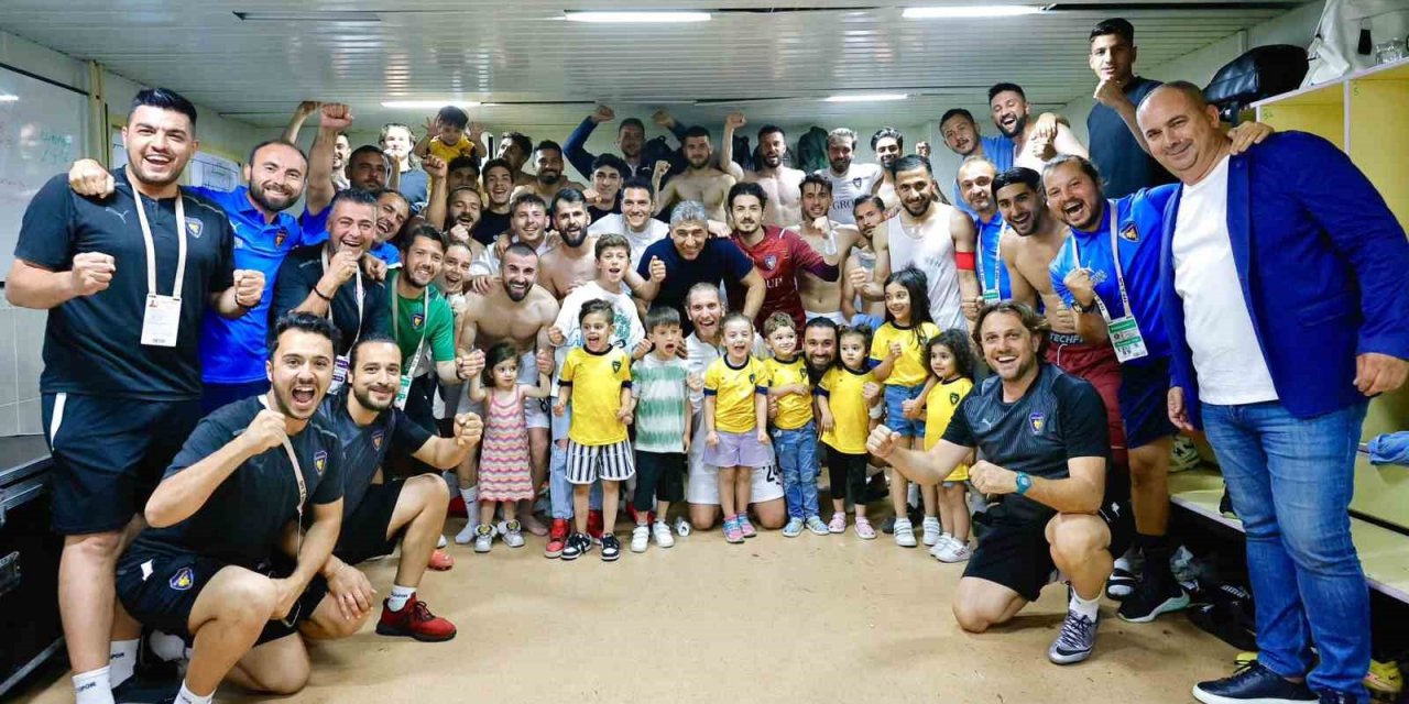 Bucaspor 1928, 1. Lig’in kapısını araladı