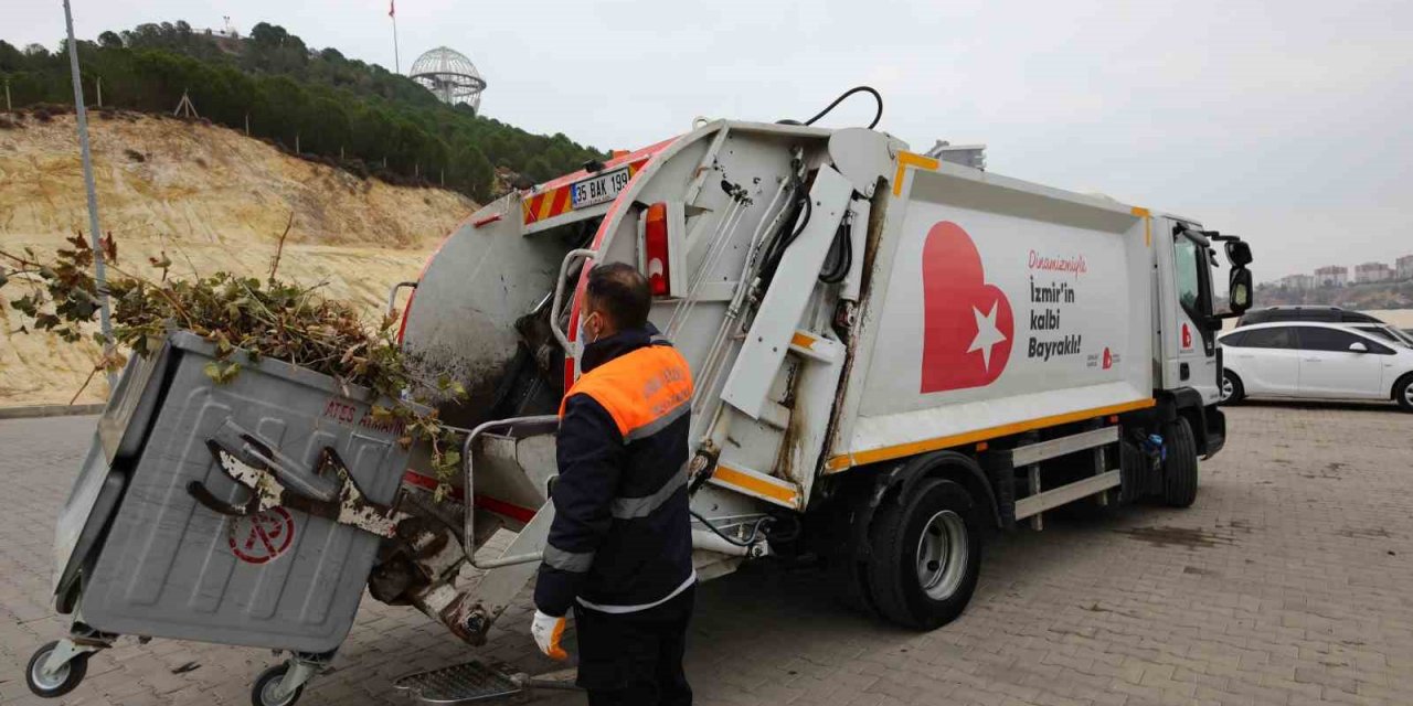 Bayraklı’da temizlik atağı