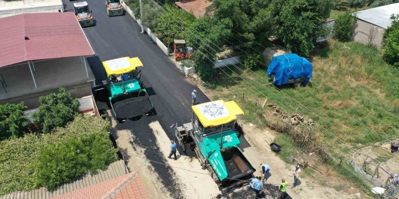 Aydın Büyükşehir Belediyesi Çine Kahraman Mahallesi yolunu yeniliyor