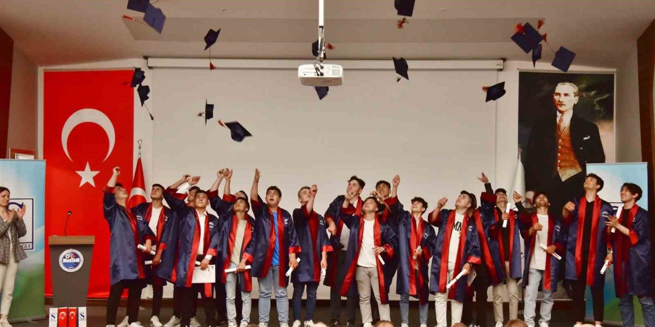 Mezun olup işbaşı yaptılar