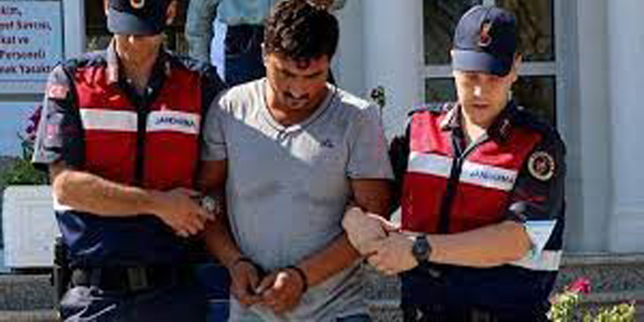 Eşini, kayınvalidesini ve kayınpederini bıçaklayan sanık hakim karşısına çıktı