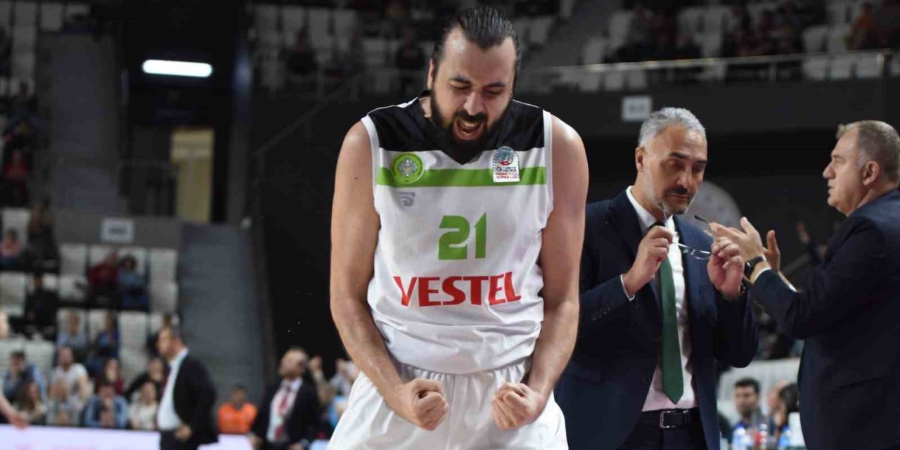 Manisa BBSK, kaptan Mustafa Baki Görür ile yola devam ediyor