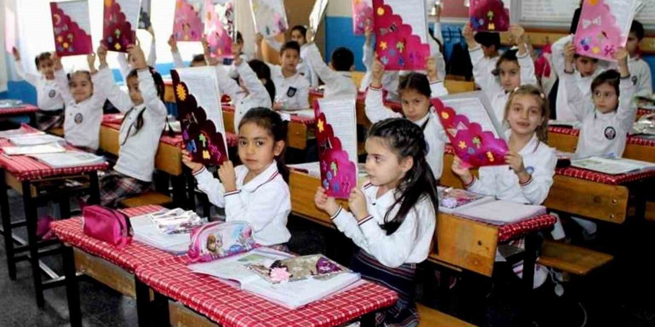 Denizli’de 188 bin öğrenci yarın karne alacak