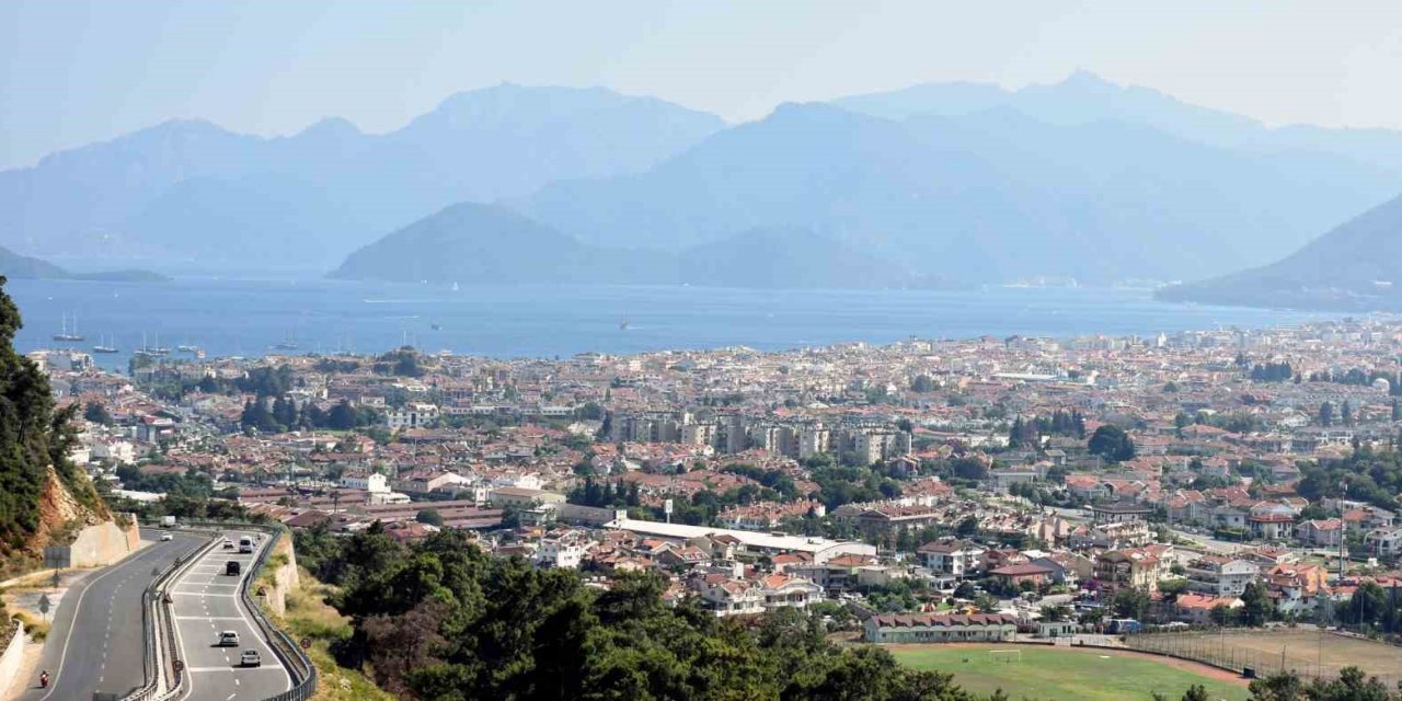 Marmaris’te ev ve arsa fiyatları yükseliyor, emlakçılar taleplere cevap veremiyor