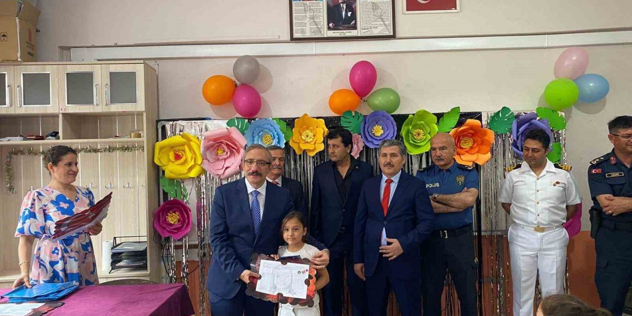 Fethiye’de 32 bin 328 öğrenci karne aldı