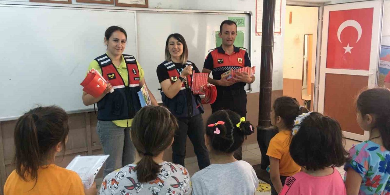 Aydın’da öğrencilere yaz tatilinde güvenli internet kullanımı anlatıldı