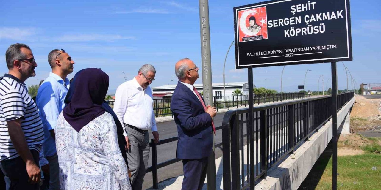 Salihli Belediyesi şehitlerin isimlerini yaşatıyor