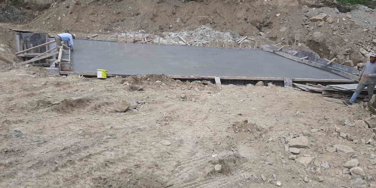 Sarıgöl’de yaşanan selin yaraları sarılıyor