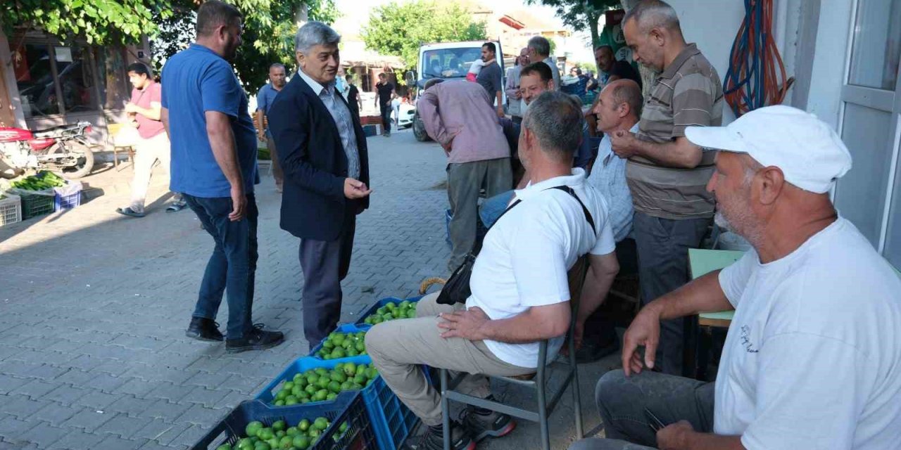 Başkan Çömden, ilek pazarında vatandaşlarla buluştu
