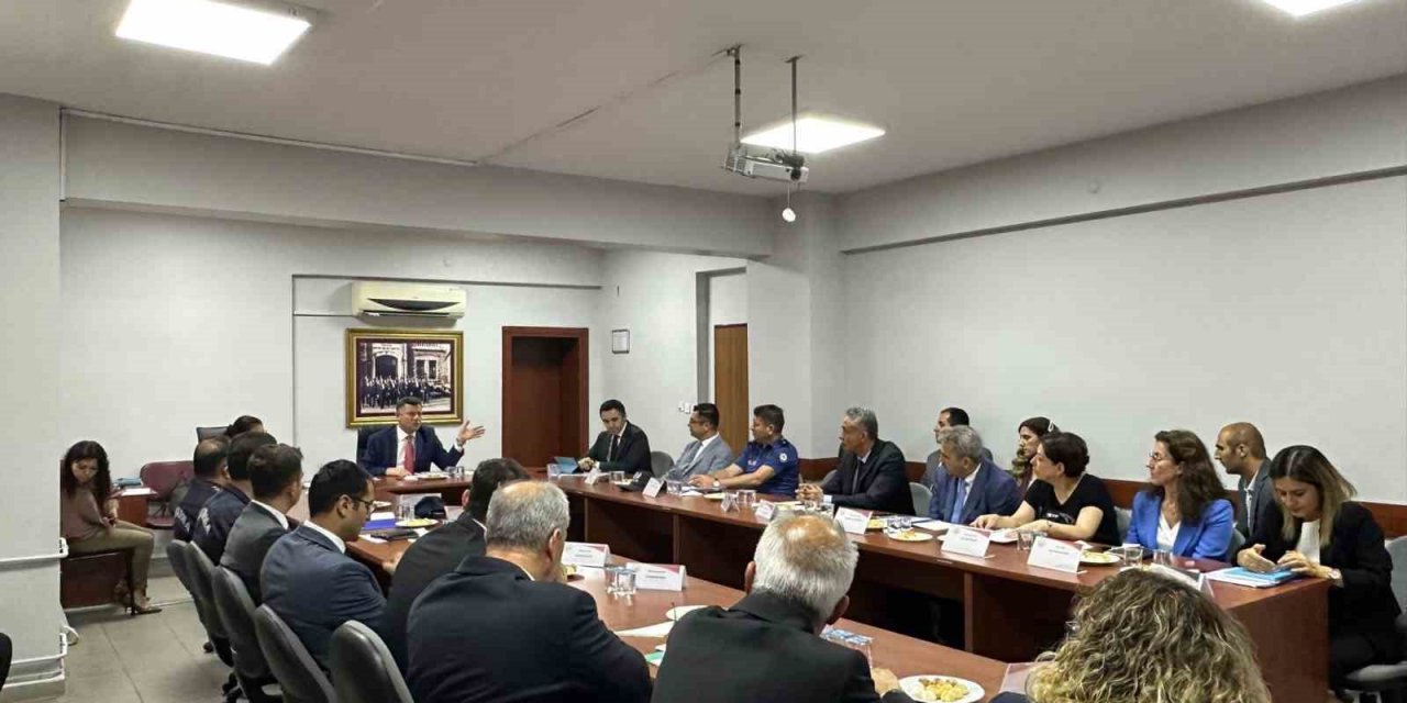 İncirliova’da sosyal hizmetler masaya yatırıldı