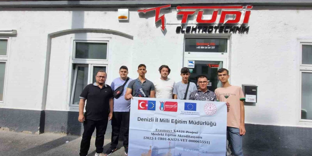 DOSTEK öğrencileri Viyana’da