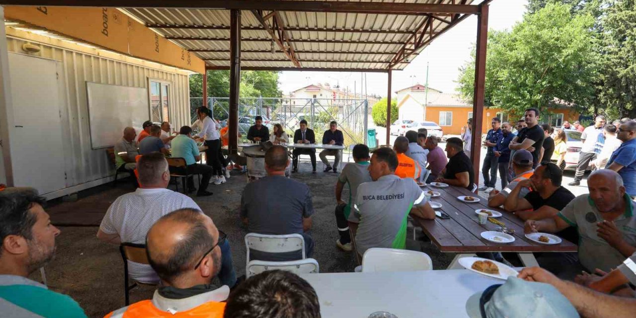 Başkan Kılıç mesai arkadaşlarıyla bayramlaştı