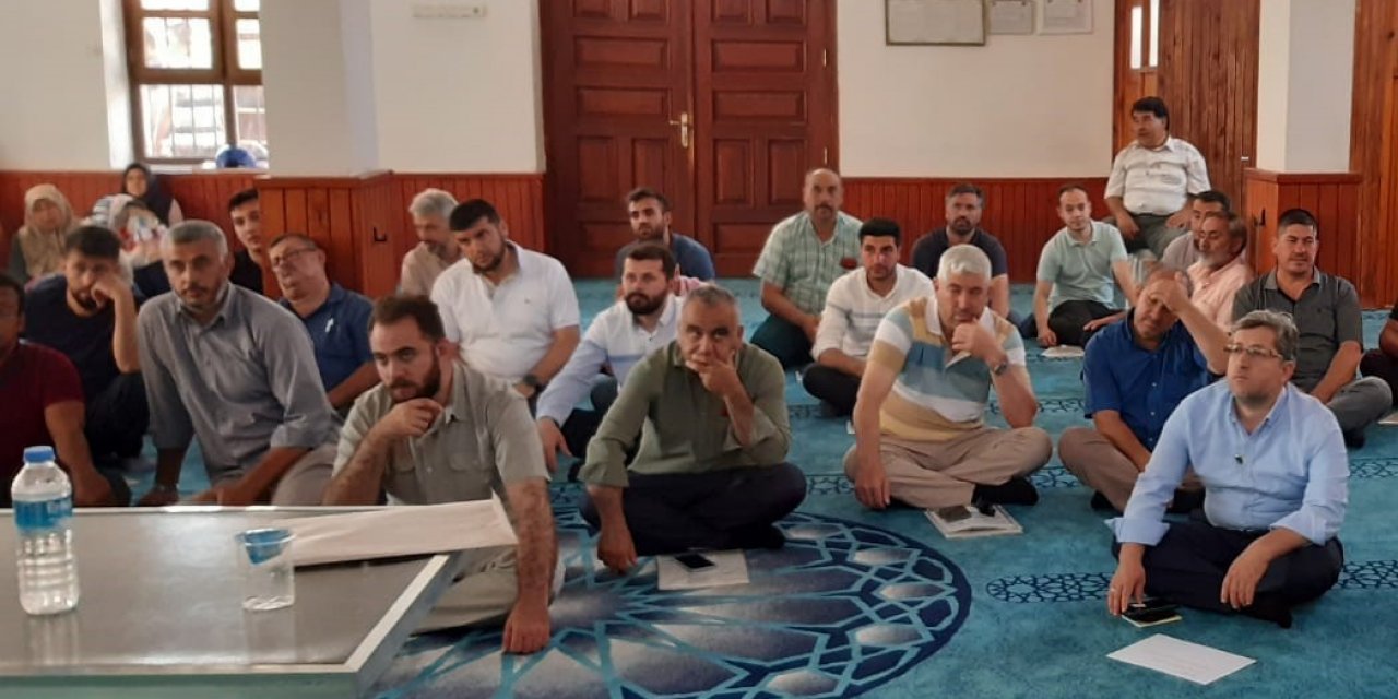 Köyceğiz’de yaz kursları öncesi din görevlilerine eğitim verildi