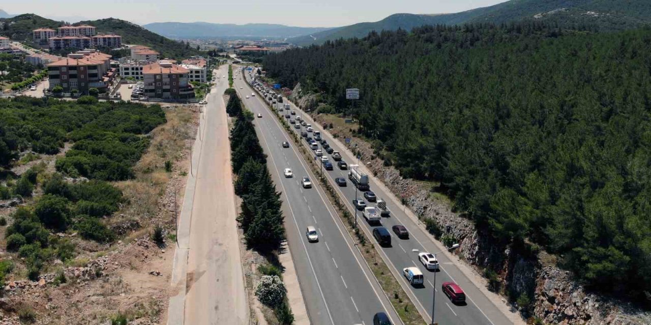 Muğla’da yollarda bayram yoğunluğu