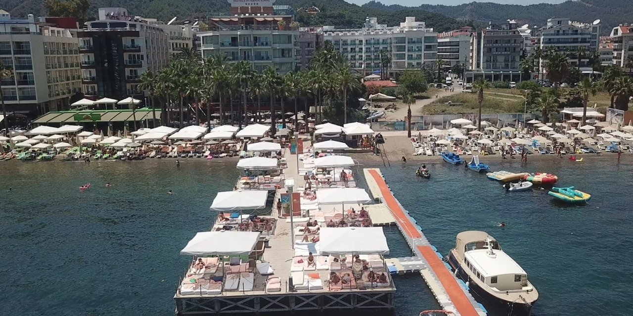 Kurban Bayramı öncesi Marmaris otellerinde yoğunluk başladı