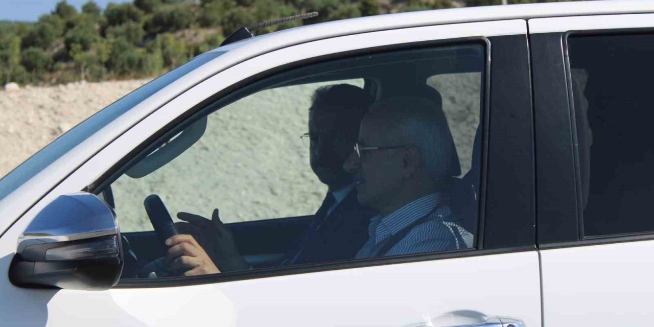 Bakan Uraloğlu, Aydın Denizli Otoyolu’nda ilk sürüşü gerçekleştirdi