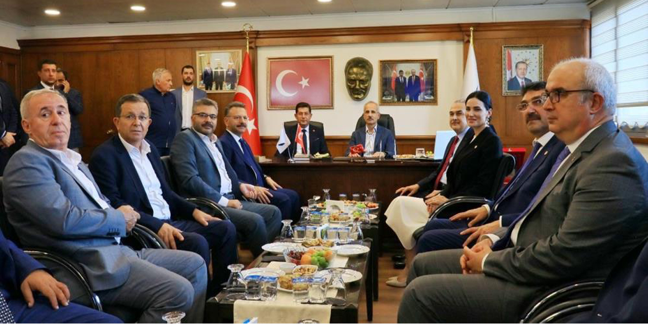 Ulaştırma Bakanı Uraloğlu’dan Başkan Özcan’a ziyaret