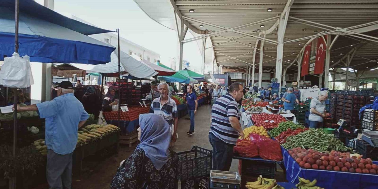 Salihli’de Çarşamba Pazarı bugün ve yarın açık kalacak
