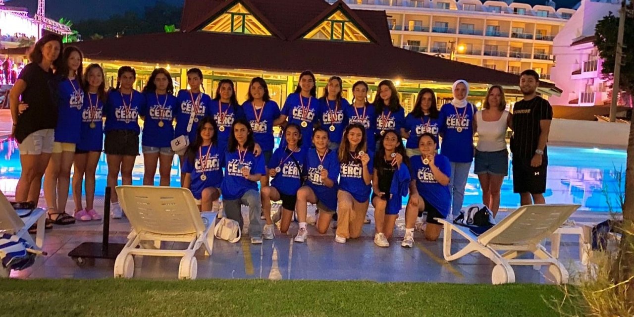 Yunusemre’nin küçük sultanları Marmaris’te şampiyon