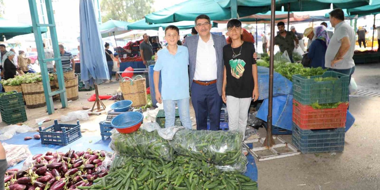 Şehzadeler’de kurban kesim yerleri bayrama hazır