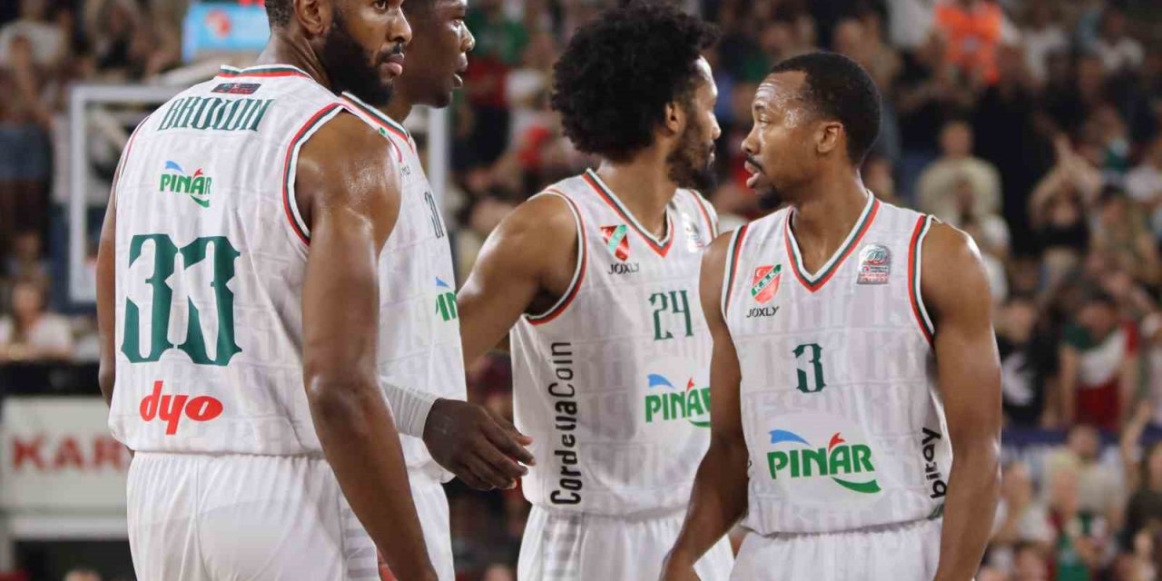 Vitto Brown, 1 yıl daha Pınar Karşıyaka’da