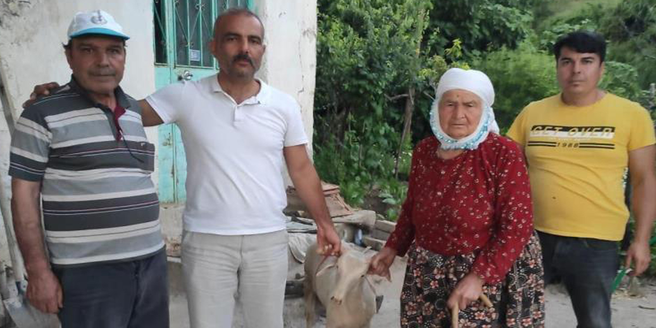 Aydın Ülkü Ocakları şehit ailelerini unutmadı