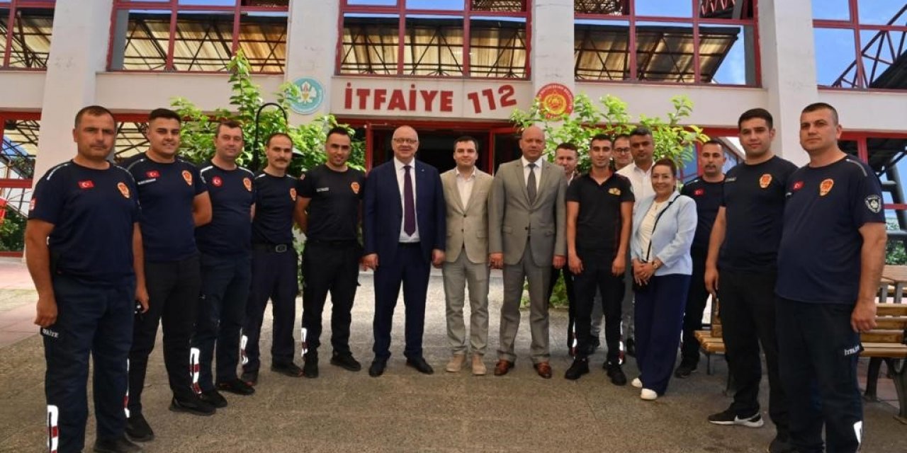 Başkan Ergün, görev başındaki personelle bayramlaştı