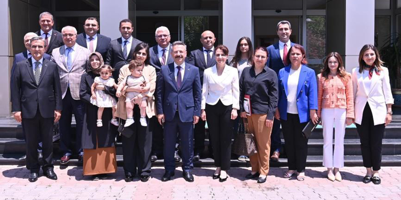 Vali Aksoy, kaymakamlarla bayramlaştı