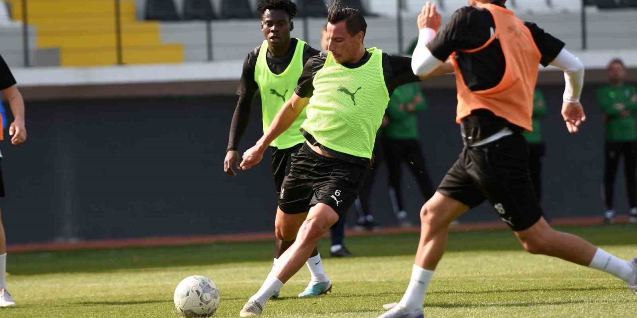 Manisa FK yeni sezon hazırlıklarına başlıyor