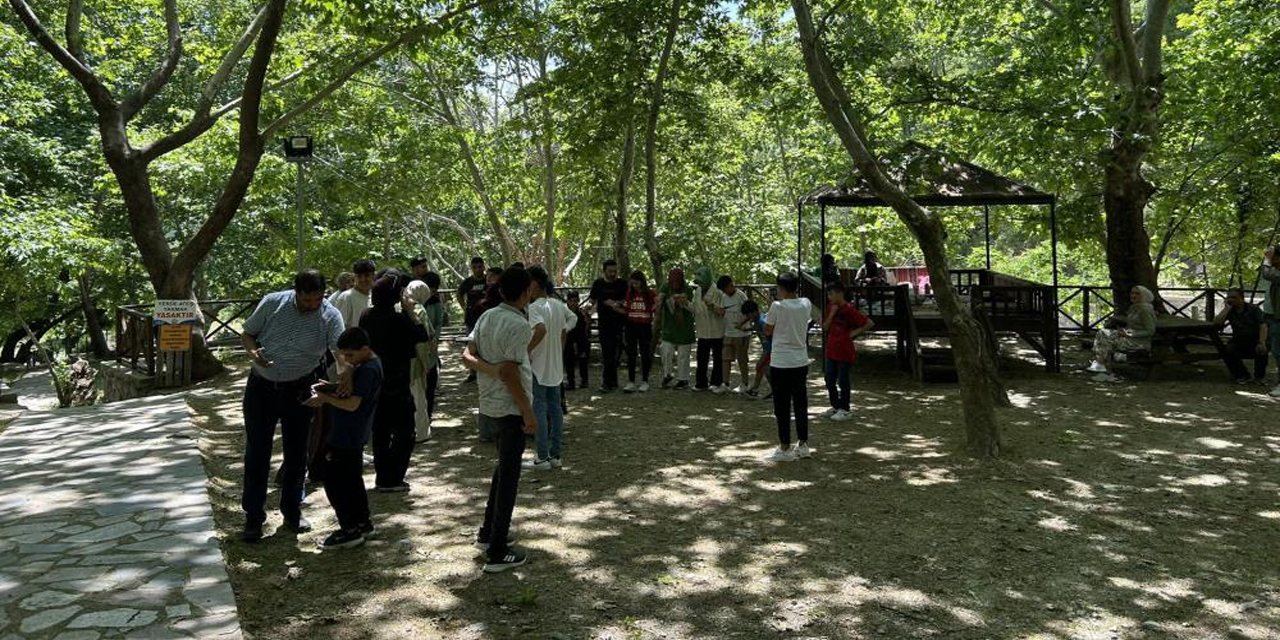 Gelenbe Mesire Alanı sıcak yaz günlerinde serinletiyor