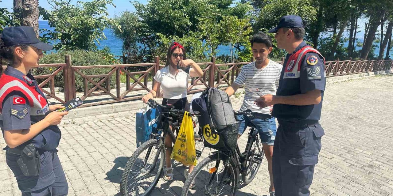 Jandarma ekipleri vatandaşları uyardı