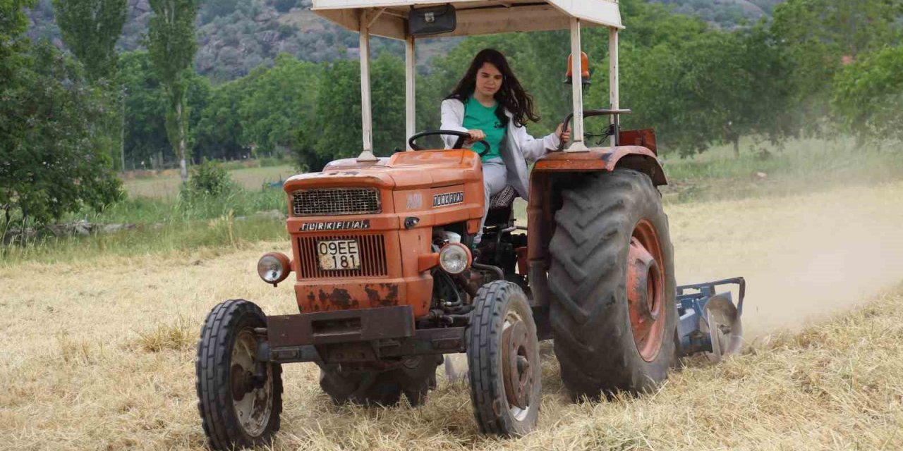 14 yaşındaki Rümeysa’nın becerisi görenleri şaşırtıyor