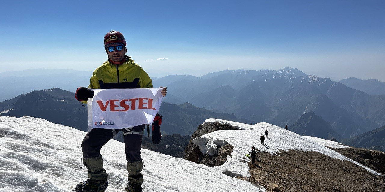 Vestel personelinden başarılı Cilo tırmanışı