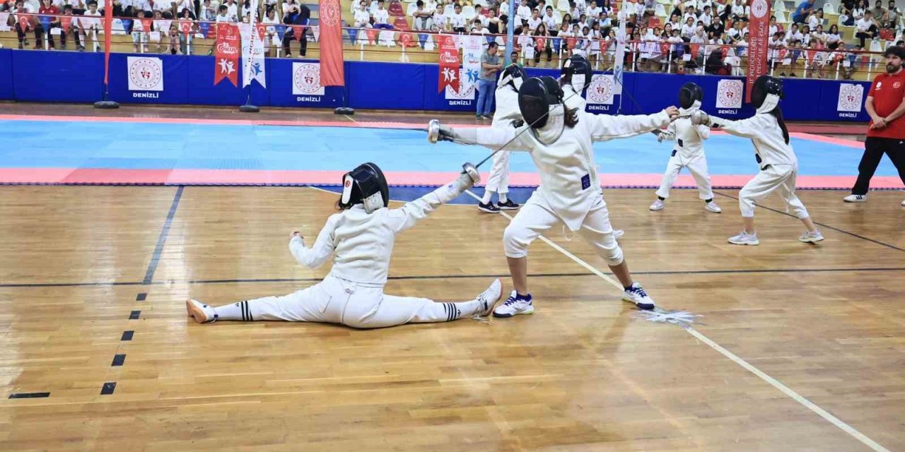 Yaz spor okullarında çalışmalar başladı