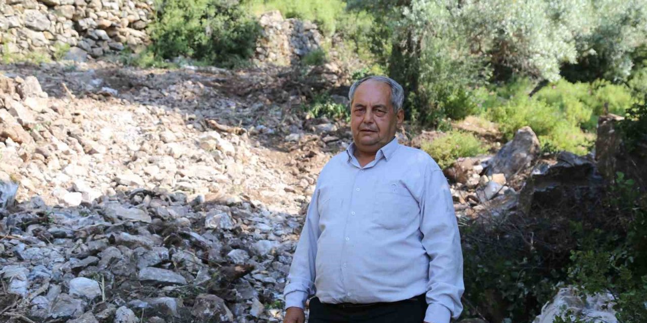 Efeler Belediyesi Balıkköy Mahalle halkının yol sorununu çözüme kavuşturdu