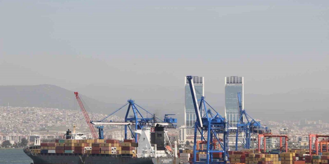 "Alsancak Limanı özelleştirilmeli ama kamuoyunun şeffaflık beklentisi karşılanmalı"