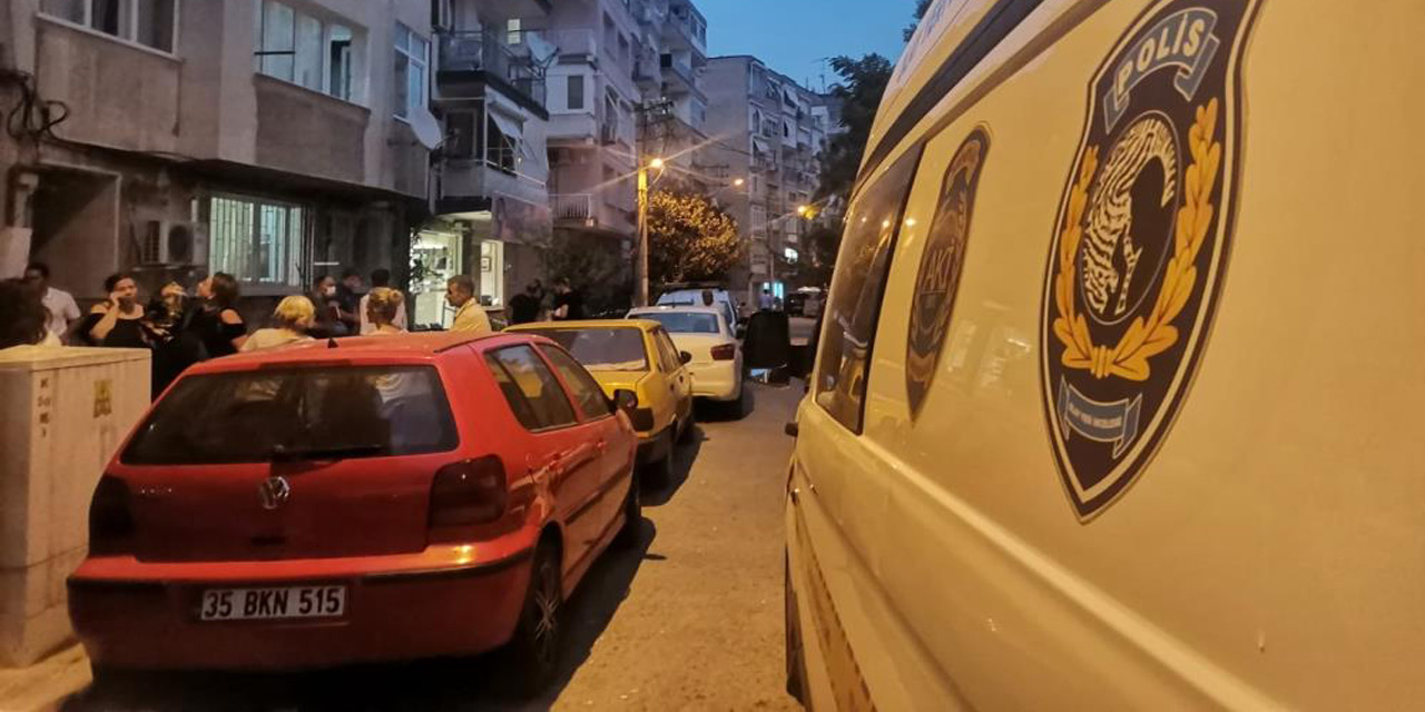 Anne ile oğlu evlerinde ölü bulundu