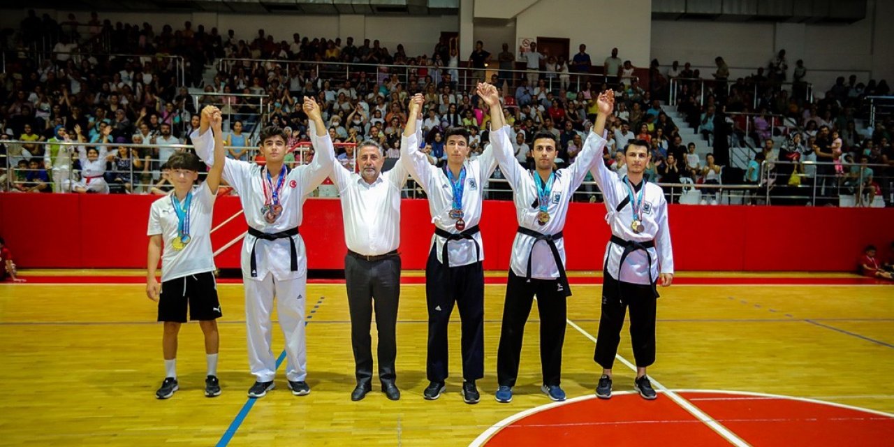 Bayraklı’nın spor kurslarına büyük ilgi