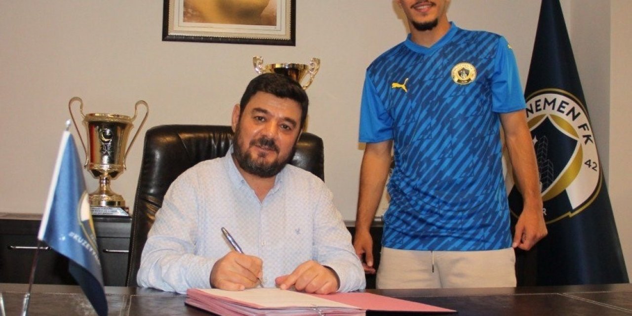 Menemen FK’ya Borussia Dortmund patentli sağ bek