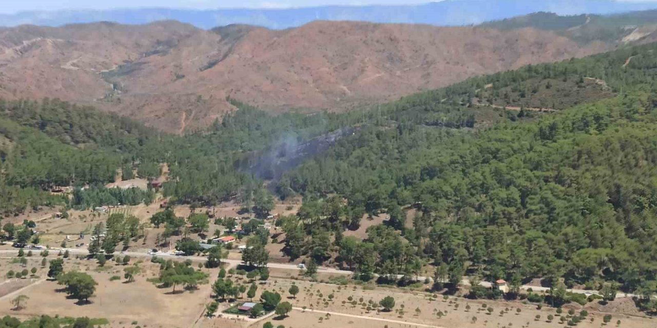 Marmaris’te iki ayrı noktada çıkan orman yangını kontrol altına alındı