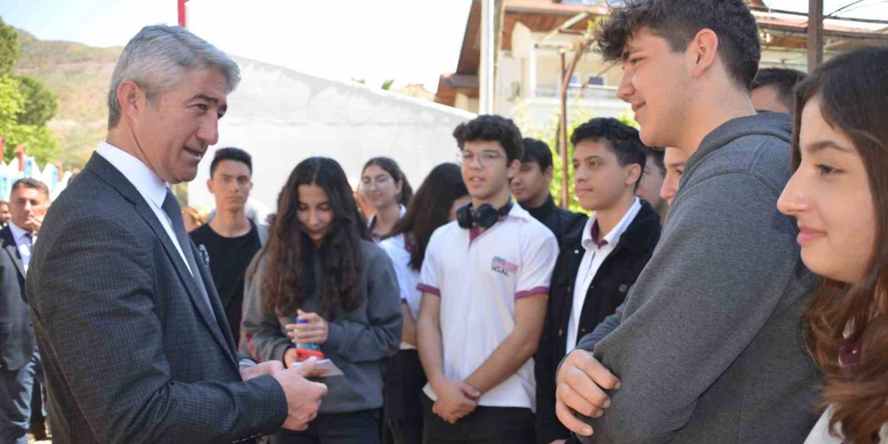 Başkan Oktay: "Geleceğimiz için yatırım yapmaya devam edeceğiz"