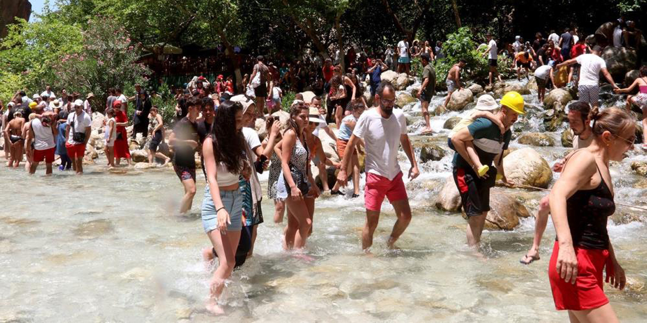 Saklıkent Kanyonunda turist bereketi