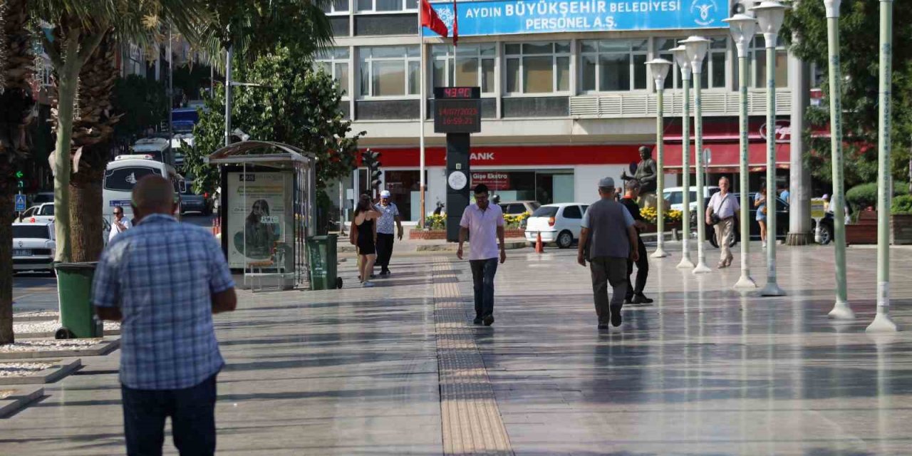 Aydın’da termometreler 43 dereceyi gösterdi