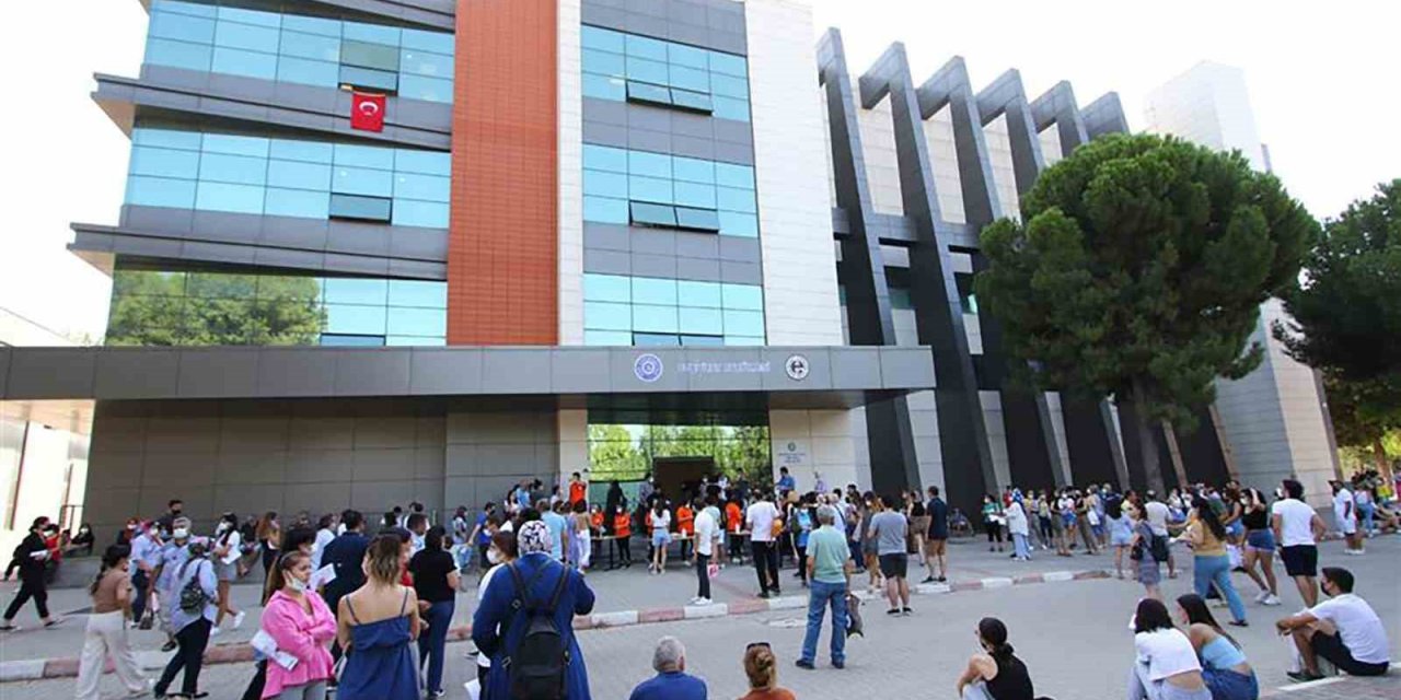 Bayraklı Belediyesi öğretmenlerini sınavla belirleyecek