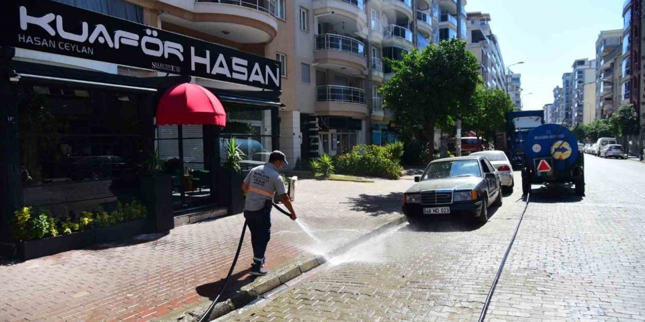 İncirliova’da çevre temizliği çalışmaları sürüyor