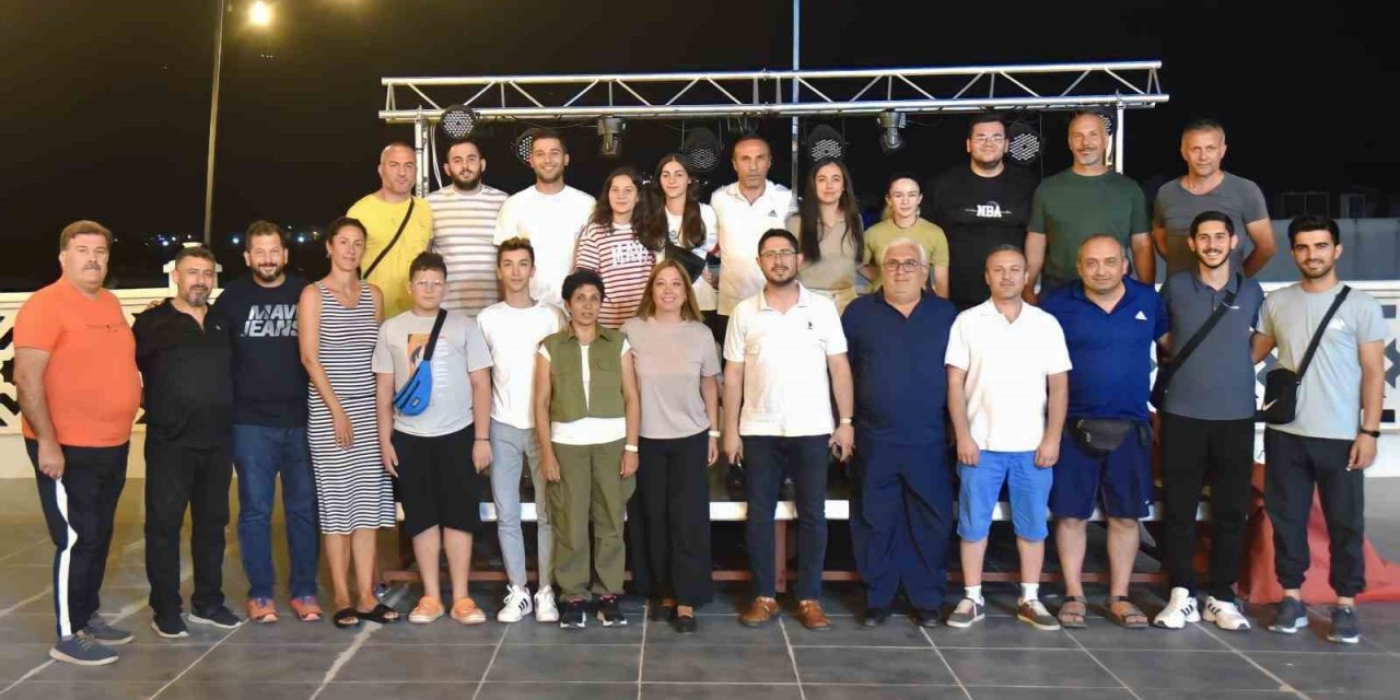 Yunusemre’de ferdi branş antrenör toplantıları devam ediyor