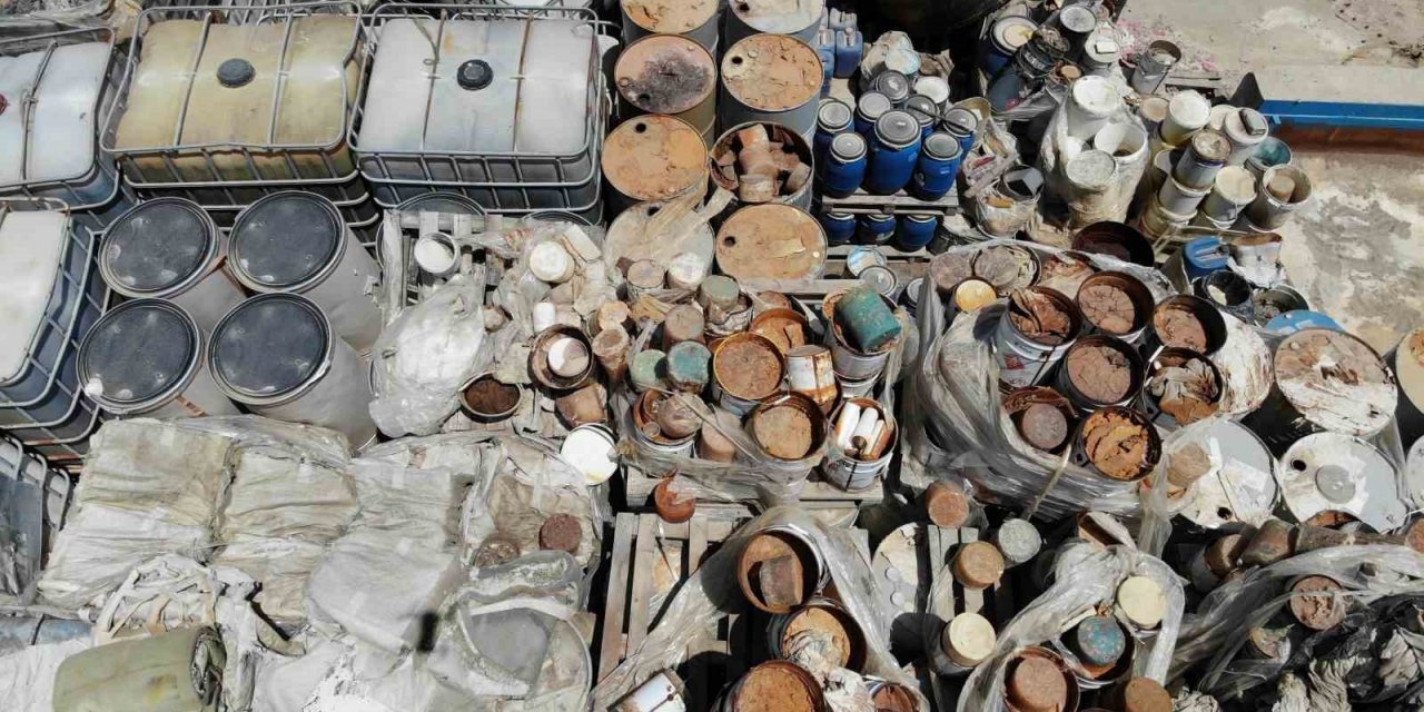 Sahipsiz kalan atık tesisi Manisa’yı korkutuyor