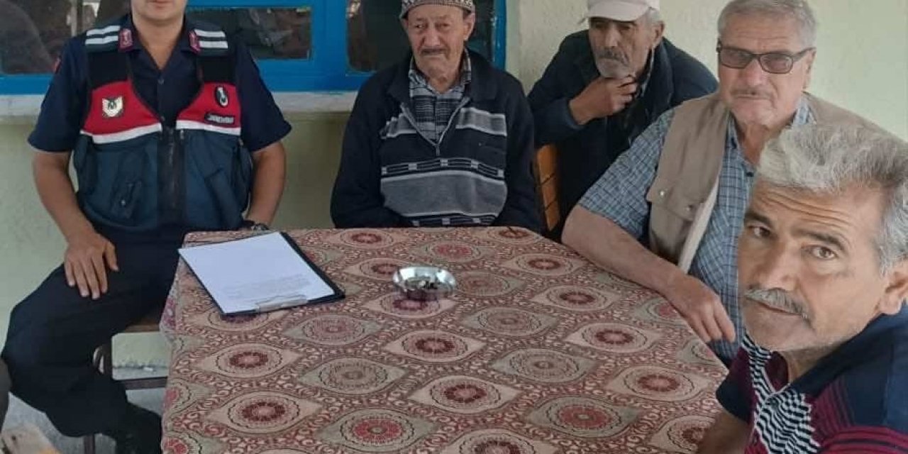 Jandarma ekipleri vatandaşları hırsızlık olaylarına karşı bilgilendirdi